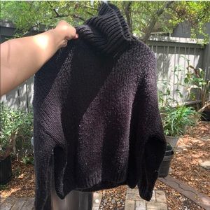 Black crop boxy knit turtleneck